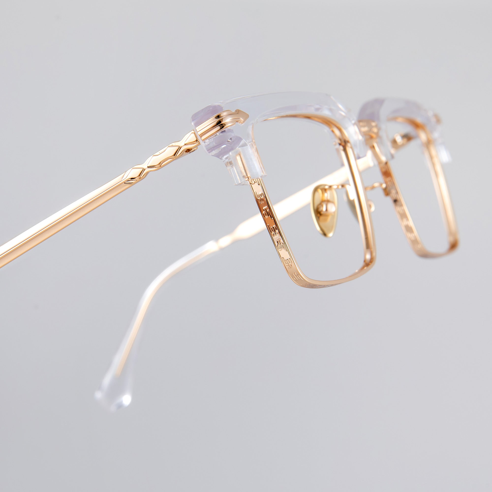 Iris O