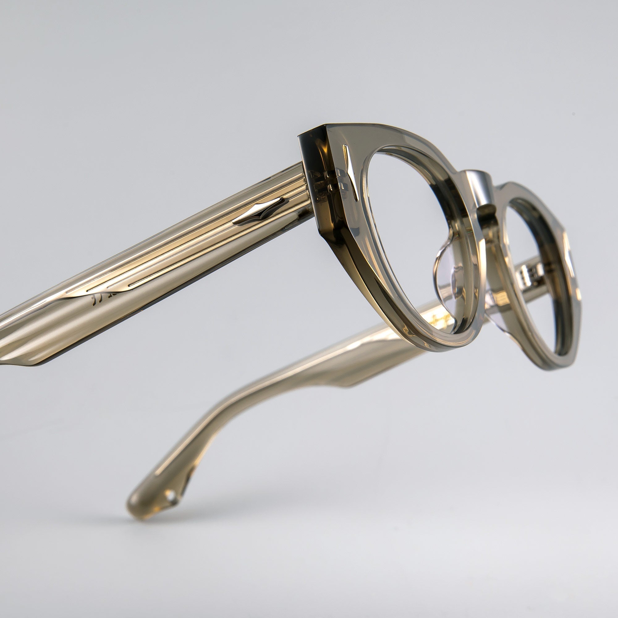 Donahugh-eyeglasses-transbrown