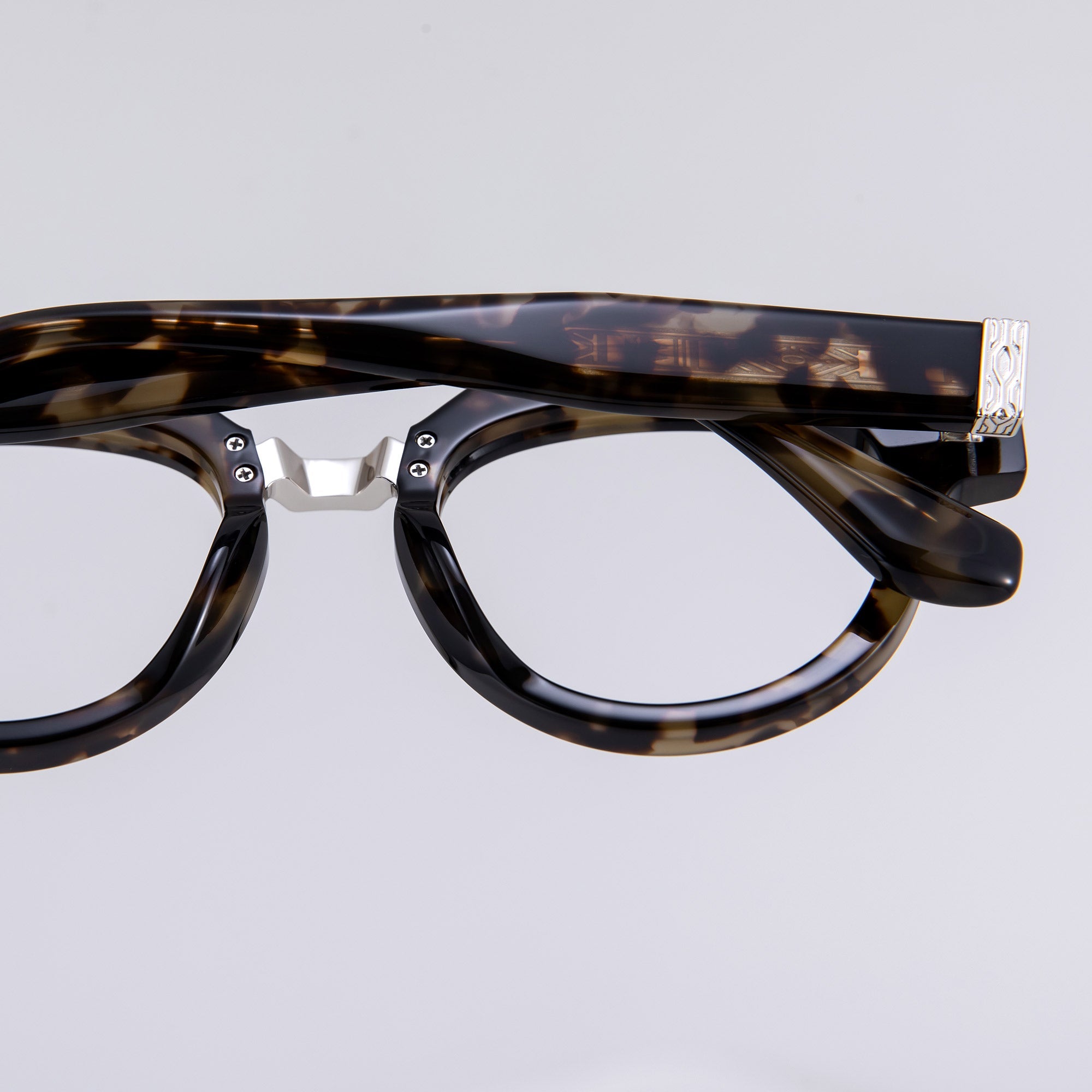 Donahugh-eyeglasses-tortoise