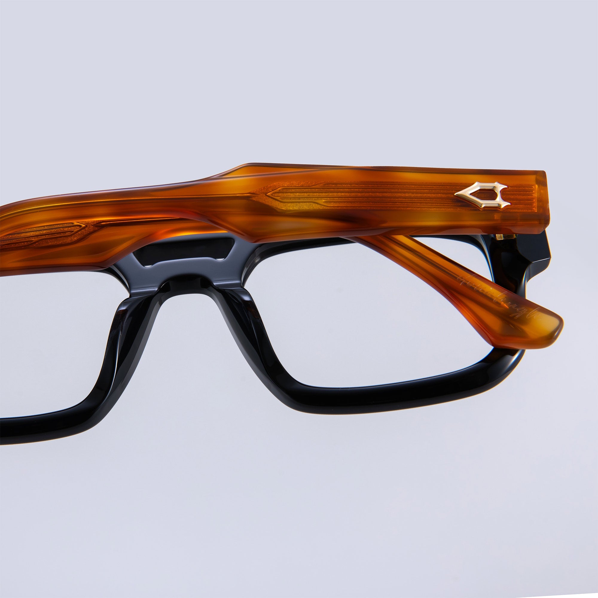 Donahugh-eyeglasses-tortoise