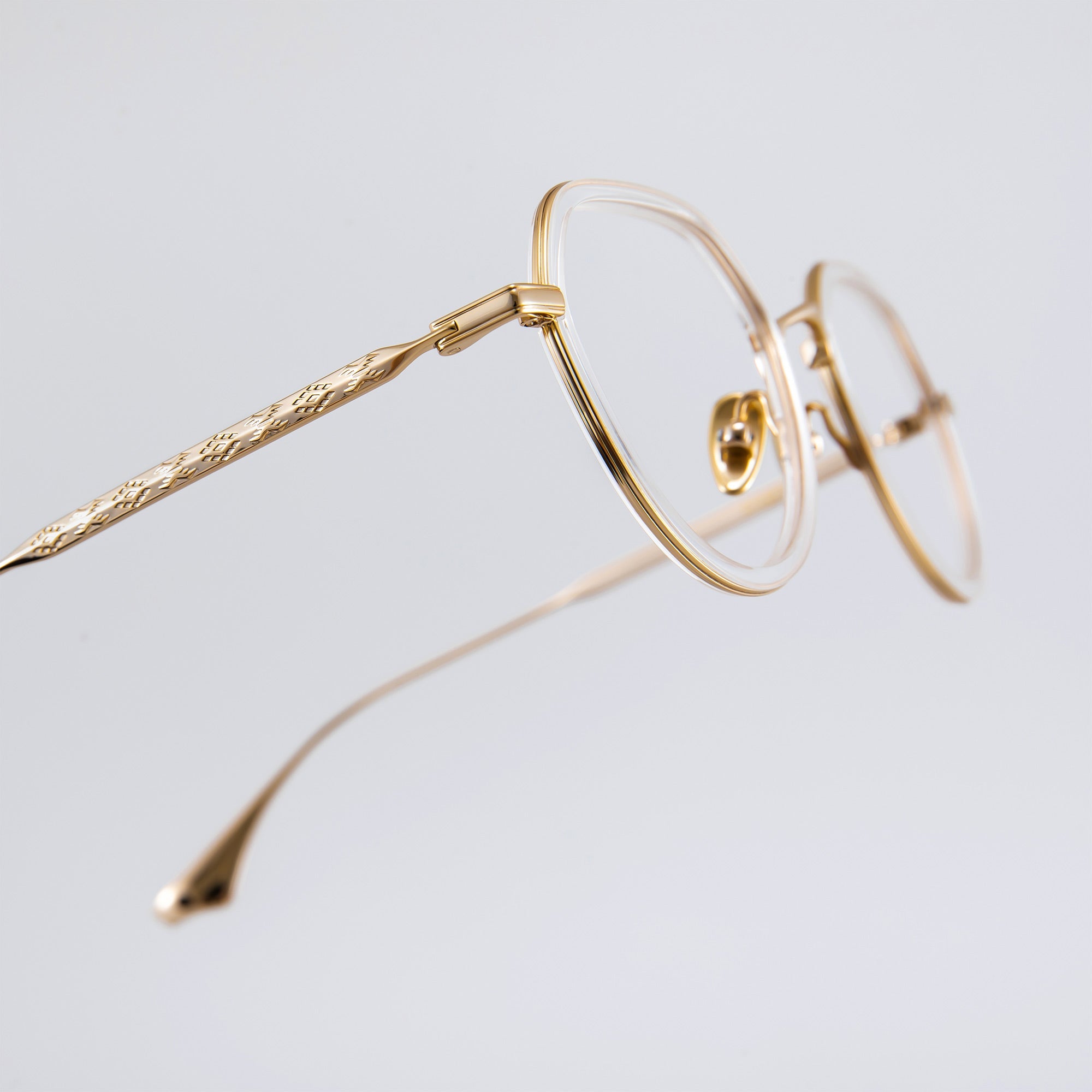 Donahugh-eyeglasses-trans