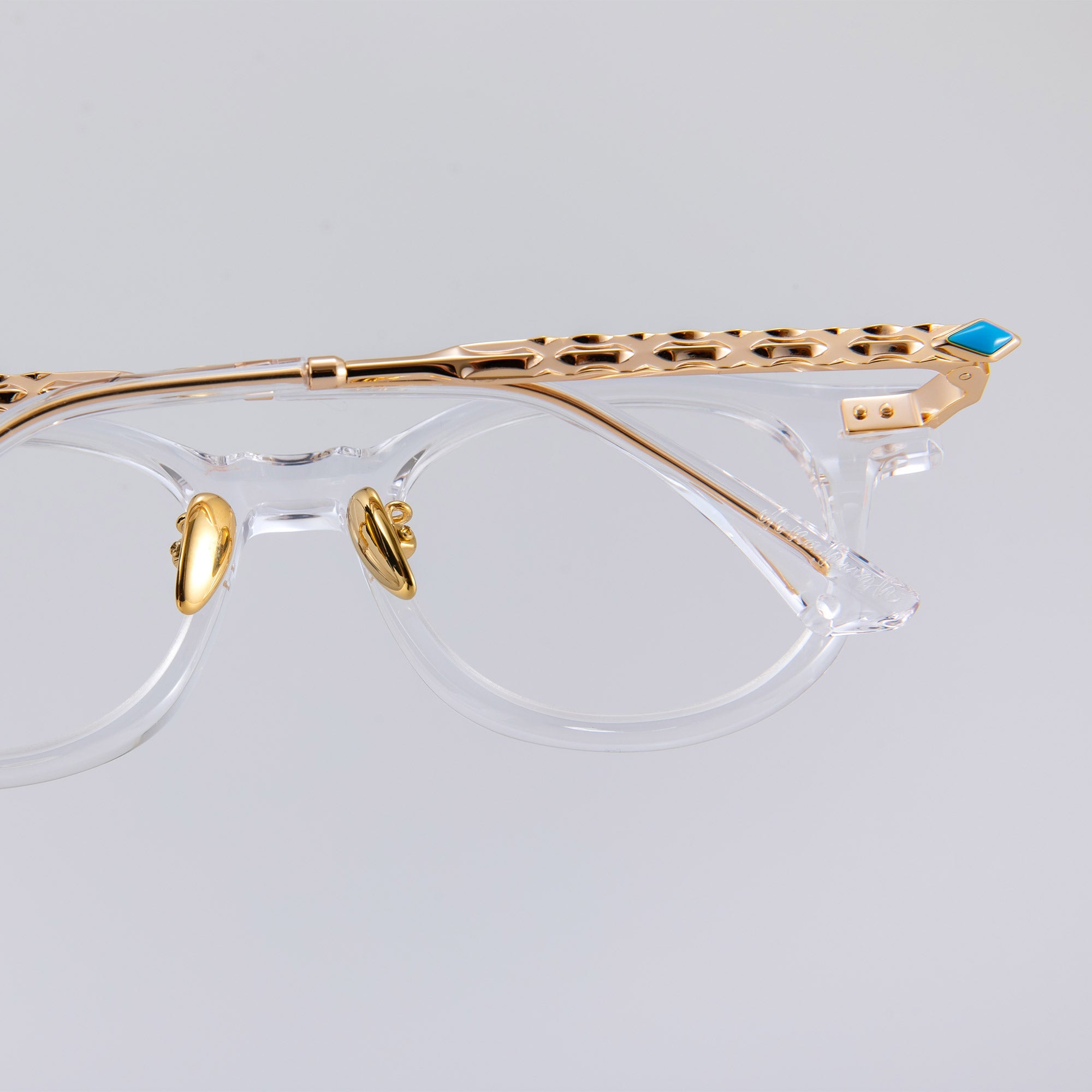 Donahugh-eyeglasses-trans