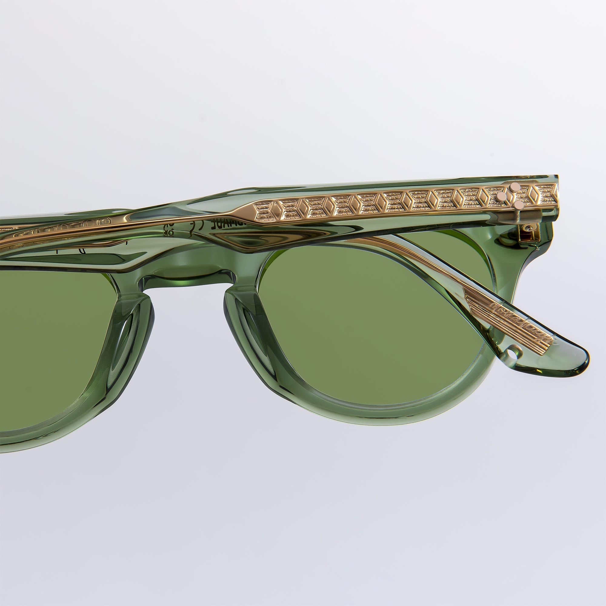 Donahugh-sunglasses-lightgreen