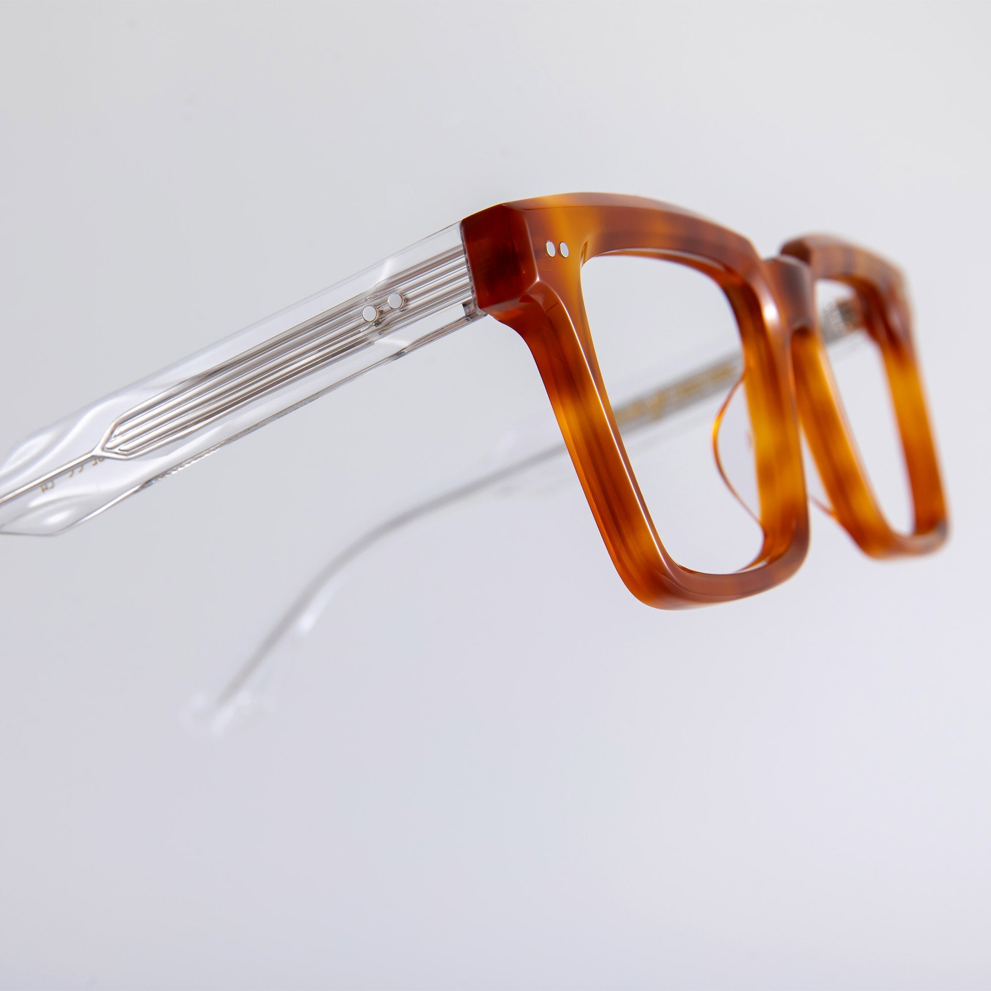Donahugh-eyeglasses-tortoise
