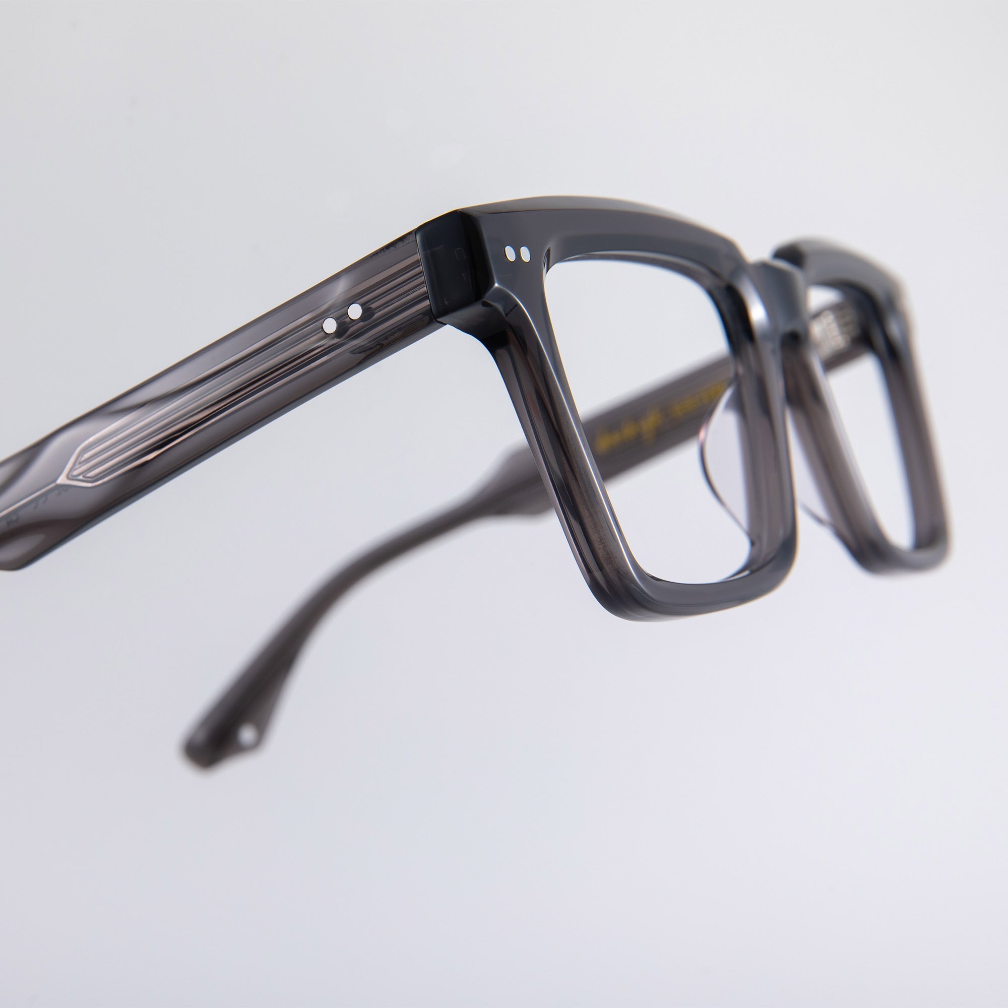 Donahugh-eyeglasses-grey