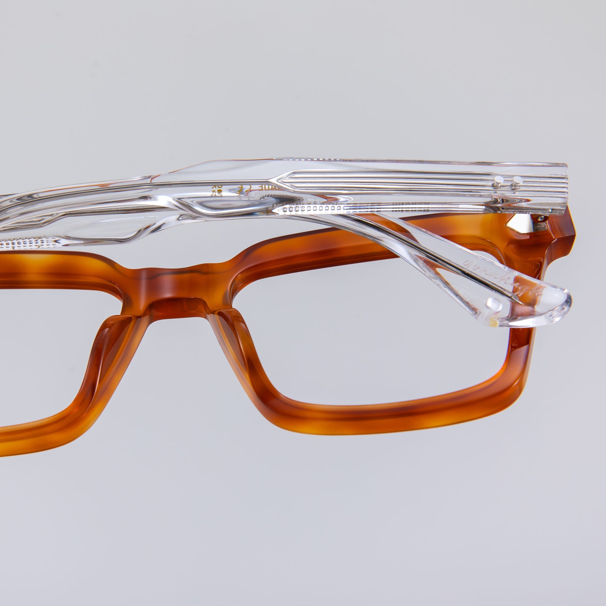 Donahugh-eyeglasses-tortoise