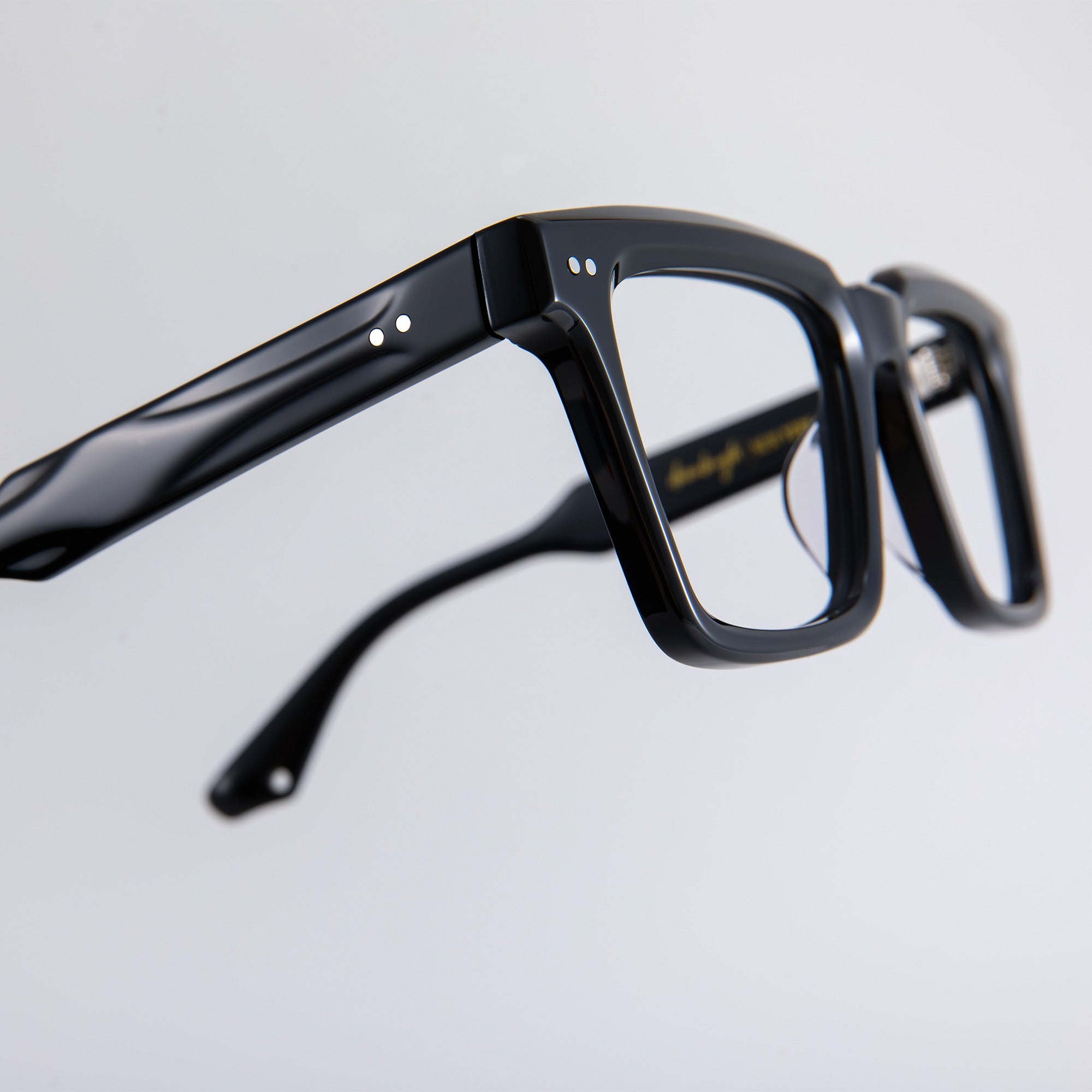 Donahugh-eyeglasses-black