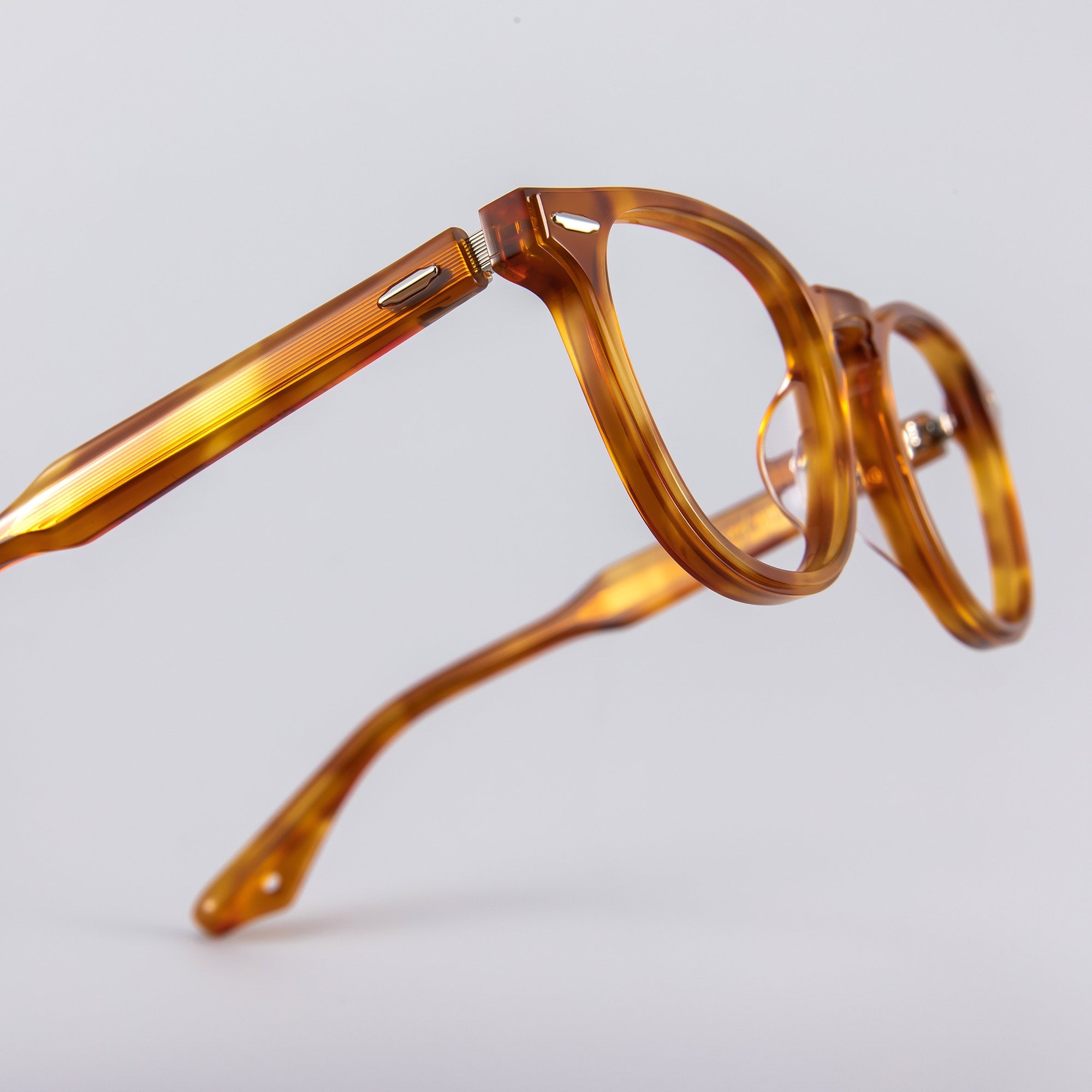 Donahugh-eyeglasses-tortoise
