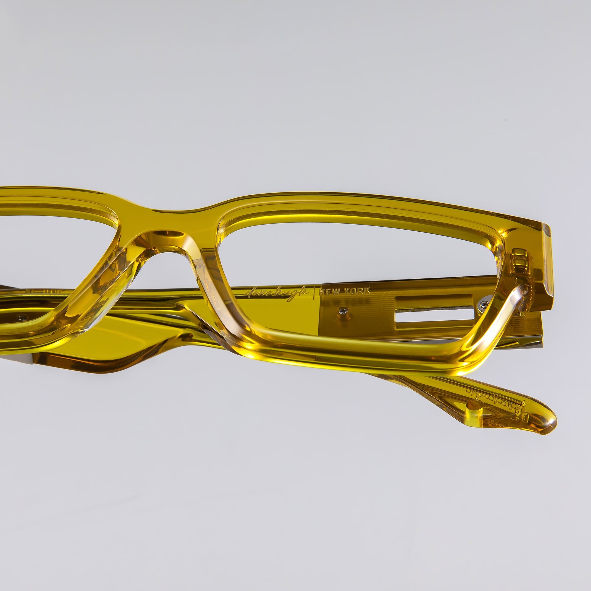 Donahugh-eyeglasses-yellowgreen