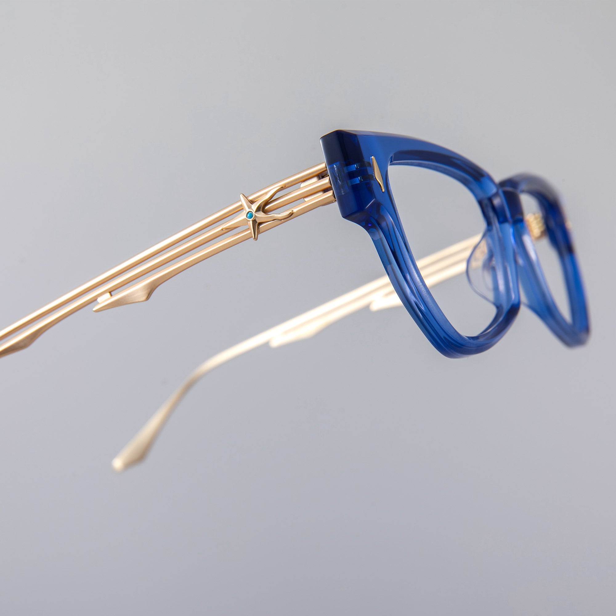 Donahugh-eyeglasses-blue