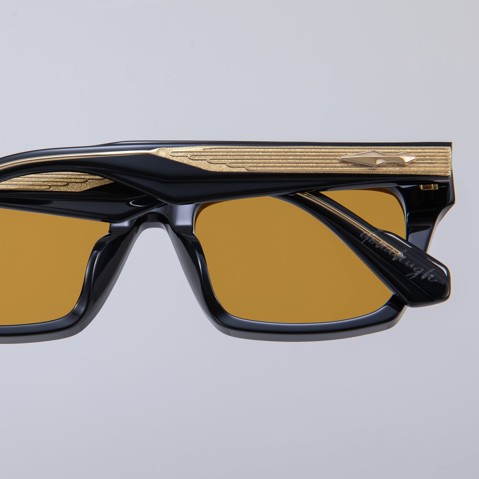 Donahugh-sunglasses-blackgold
