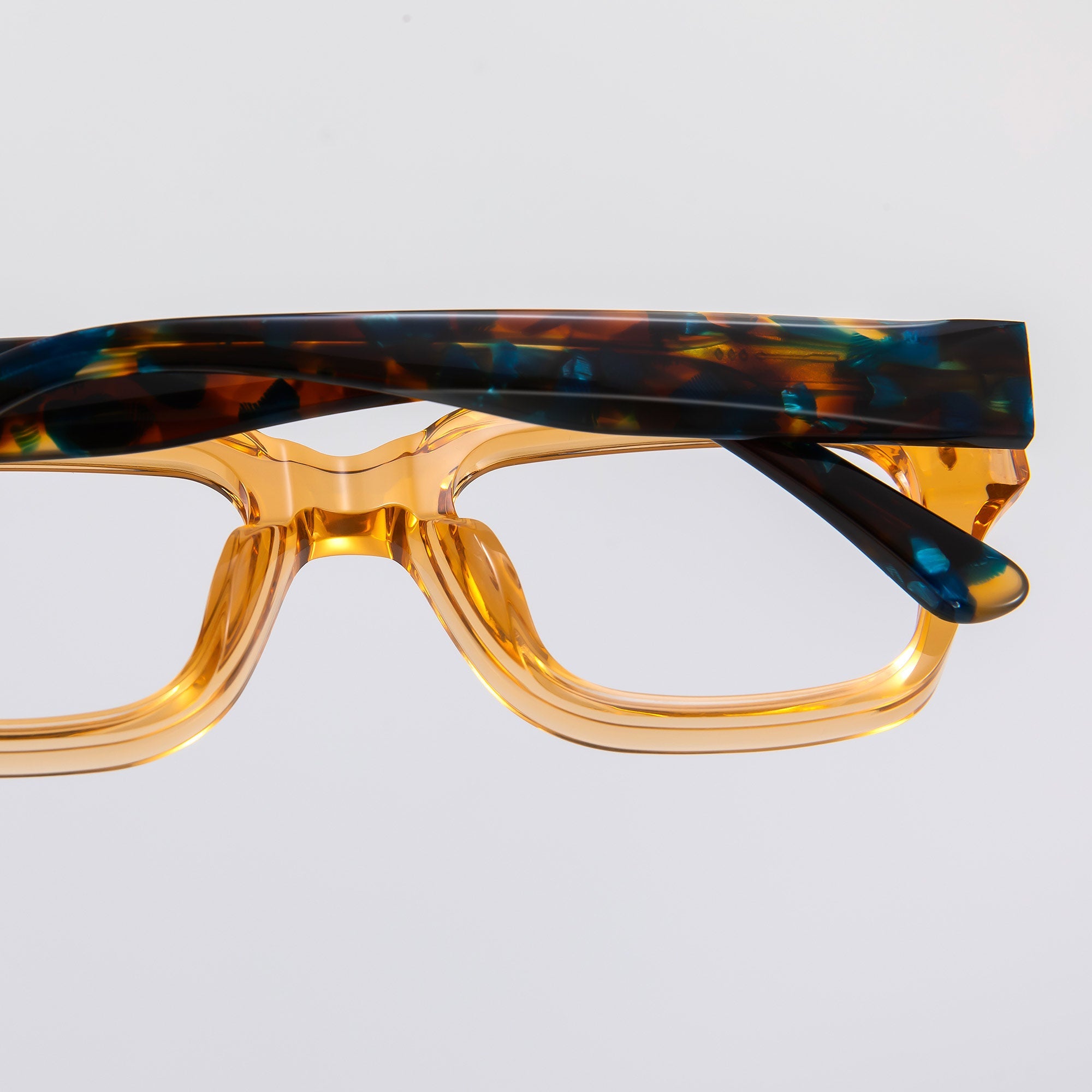 Donahugh-eyeglasses-tortoise
