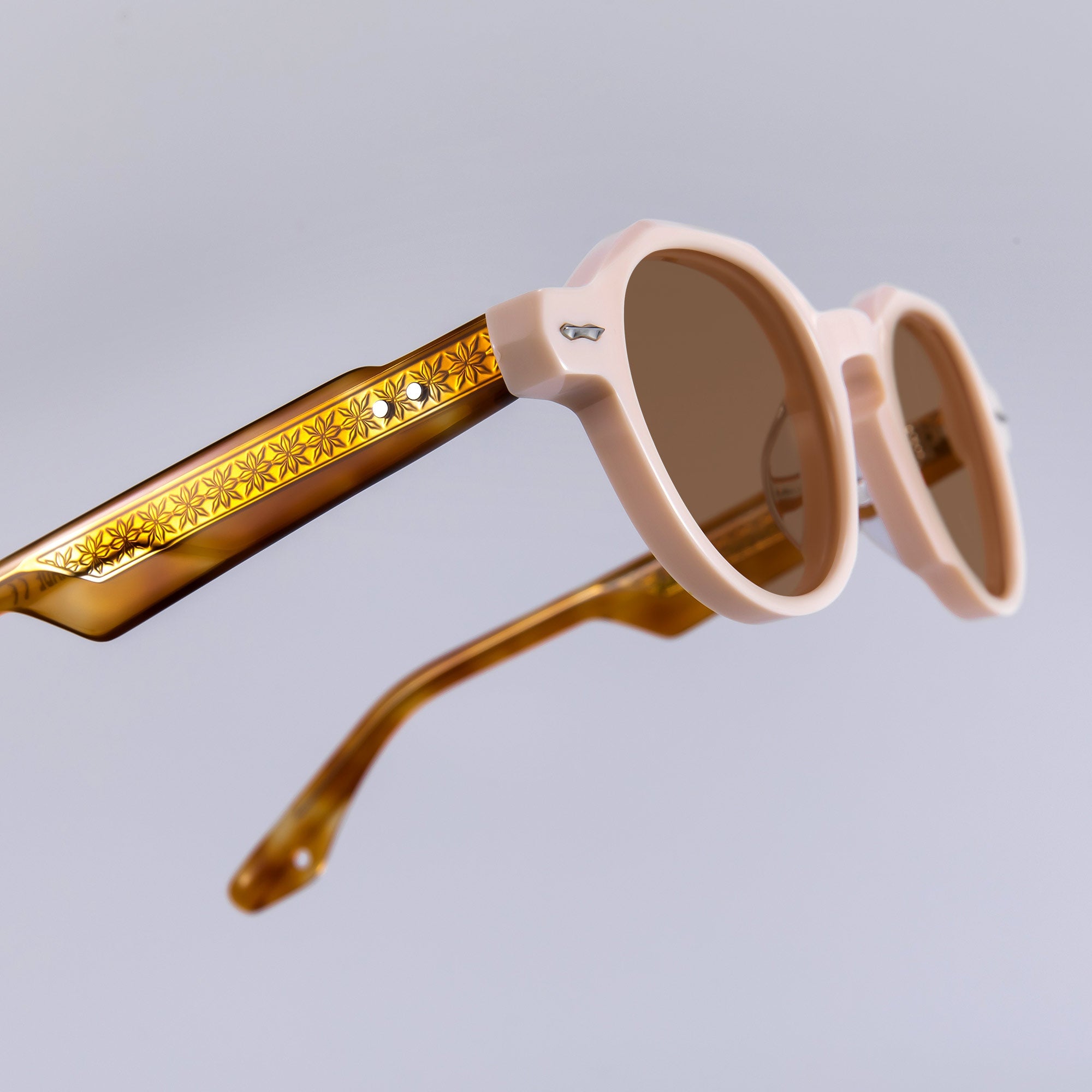 Donahugh-sunglasses-white
