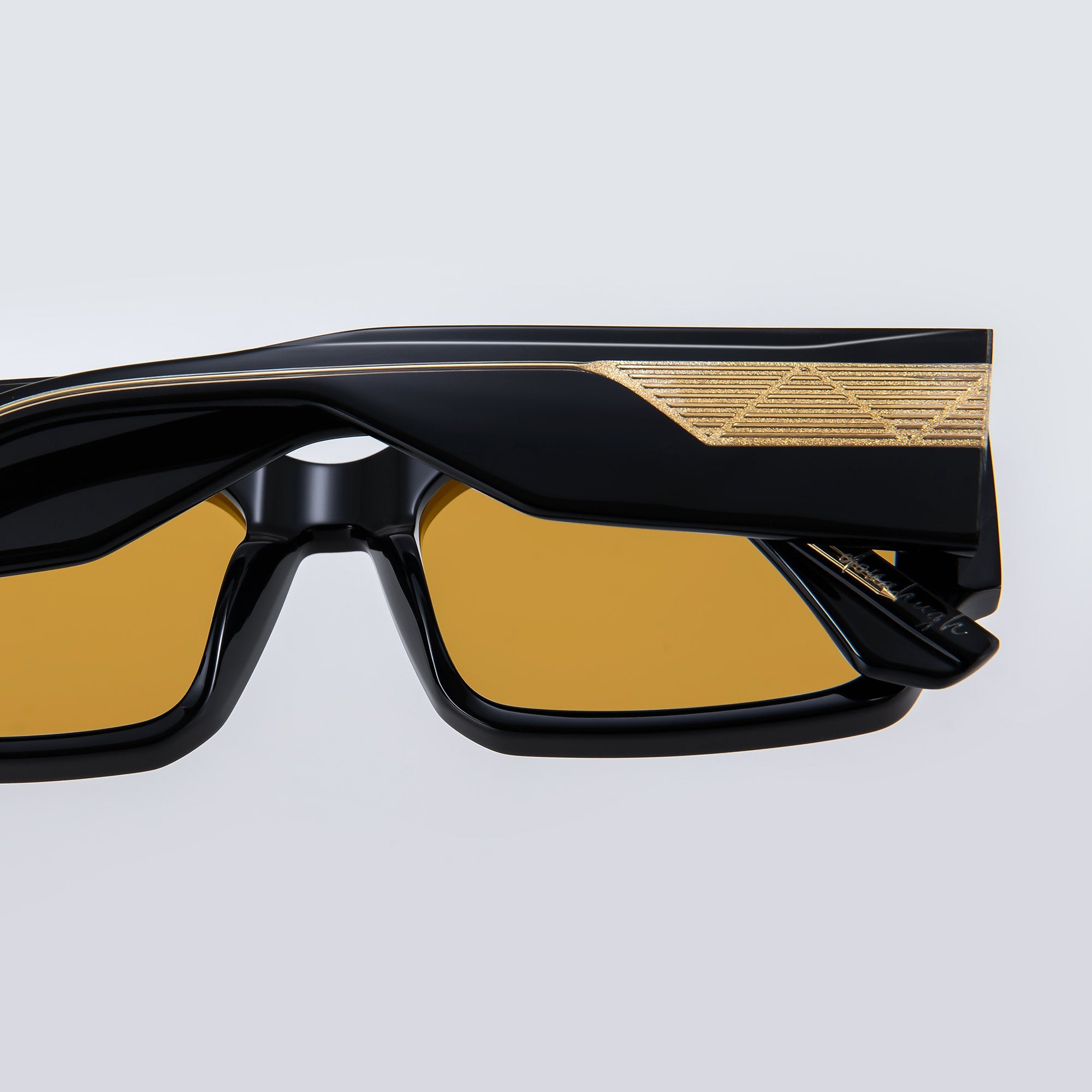 Donahugh-sunglasses-blackgold