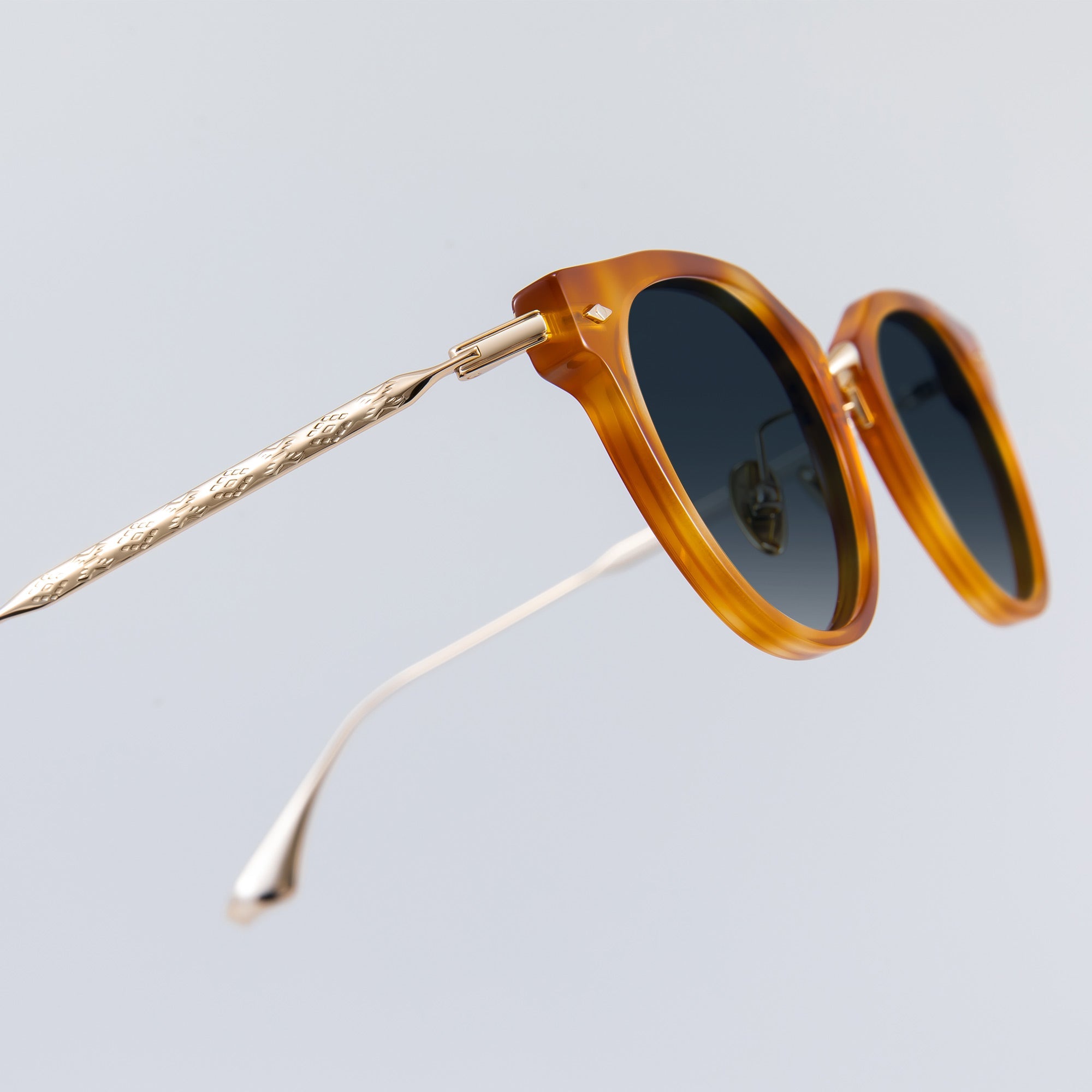 Donahugh-sunglasses-tortoise