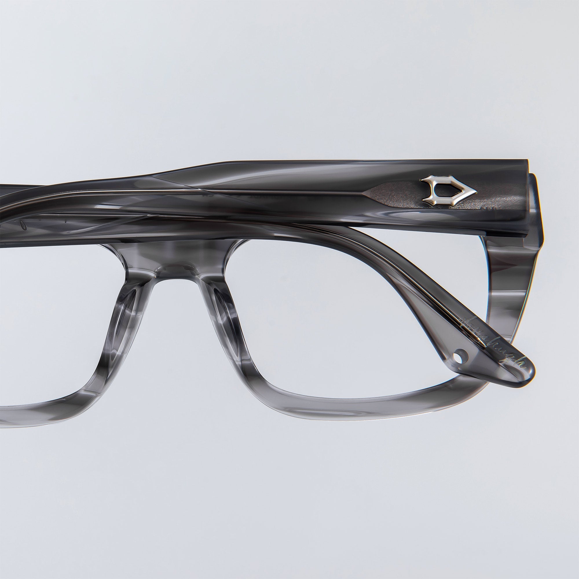Donahugh-eyeglasses-lightgrey