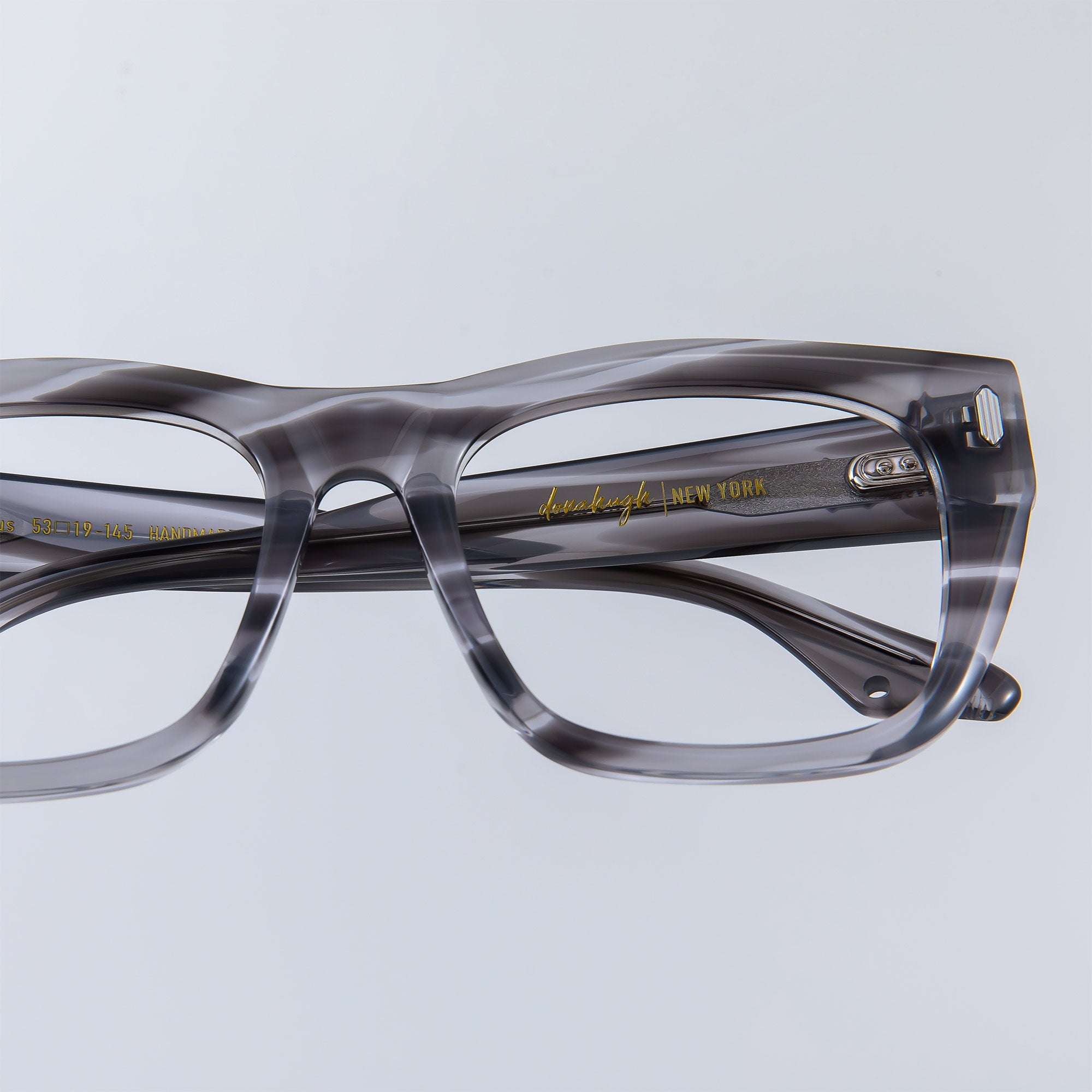 Donahugh-eyeglasses-lightgrey