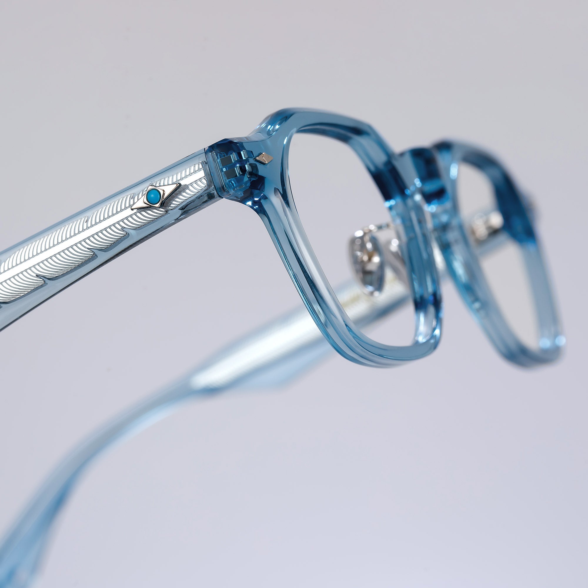 Donahugh-eyeglasses-lightblue