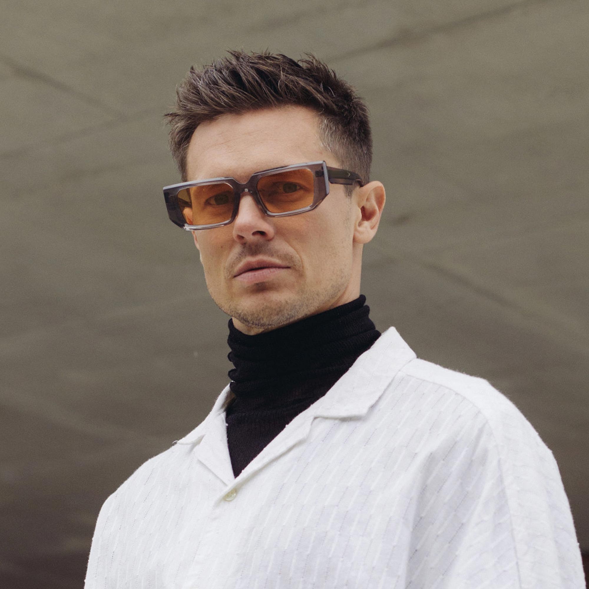 Donahugh-eyeglasses-Grey